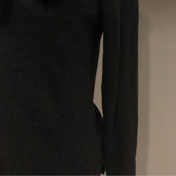 Cowl neck charcoal gray 100% wool Long sleeve sweater - Picture 3 of 11